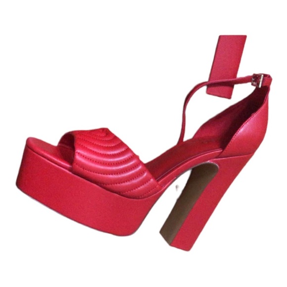 Aldo red quilted heart platform Ankle‎ strap puffy platform heel sandals size 10 - Picture 6 of 16